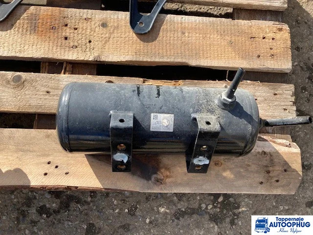 DAF luft tank – DAF 2119941 - Stabdžių dalys - Sunkvežimis: foto 1 DAF luft tank – DAF 2119941 - Stabdžių dalys - Sunkvežimis: foto 1