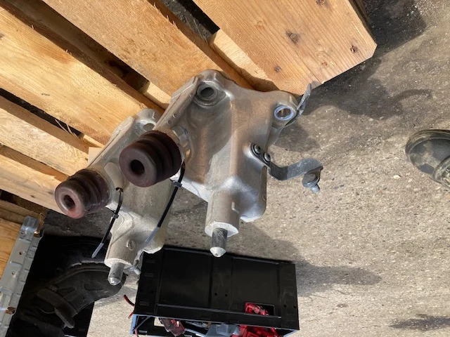 Scania 2133302 – Scania 2133303 – Scania turret - Kabina ir interjeras - Sunkvežimis: foto 2 Scania 2133302 – Scania 2133303 – Scania turret - Kabina ir interjeras - Sunkvežimis: foto 2