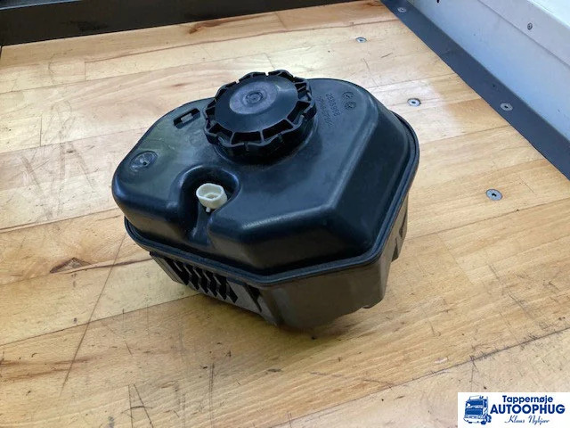 Scania Servostyring beholder Scania 2588968 , 2481320 - Vairavimo sistema - Sunkvežimis: foto 3 Scania Servostyring beholder Scania 2588968 , 2481320 - Vairavimo sistema - Sunkvežimis: foto 3