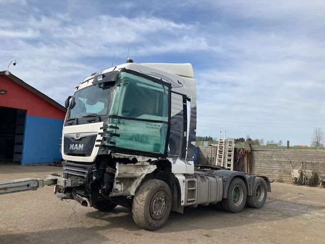 MAN TGX 28.500 - Vilkikas: foto 4 MAN TGX 28.500 - Vilkikas: foto 4