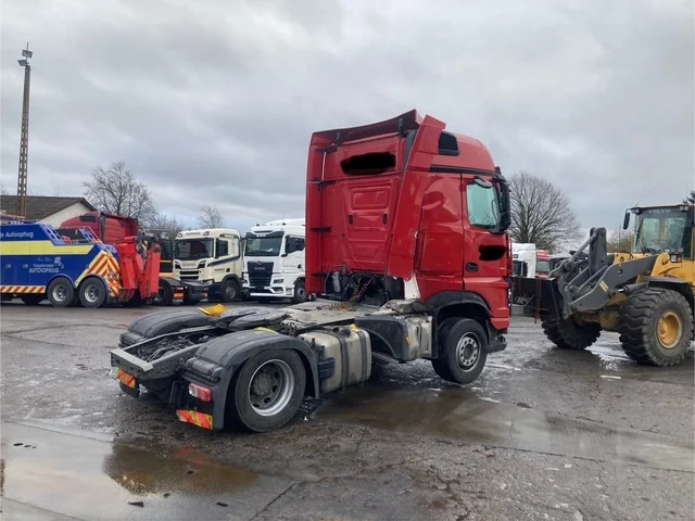 Mercedes Actros 1851 - Vilkikas: foto 3 Mercedes Actros 1851 - Vilkikas: foto 3