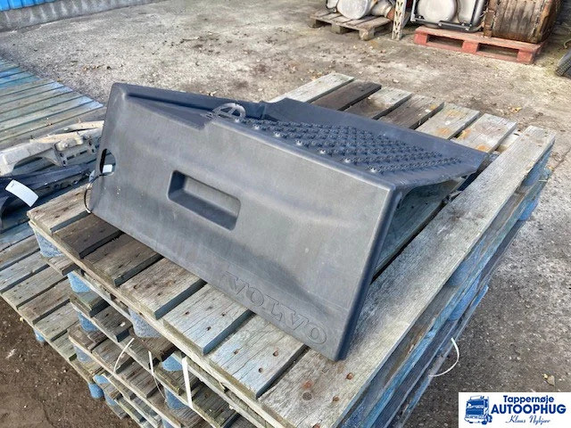 Volvo Batterilåg – Volvo 22078082 - Akumuliatorius - Sunkvežimis: foto 1 Volvo Batterilåg – Volvo 22078082 - Akumuliatorius - Sunkvežimis: foto 1