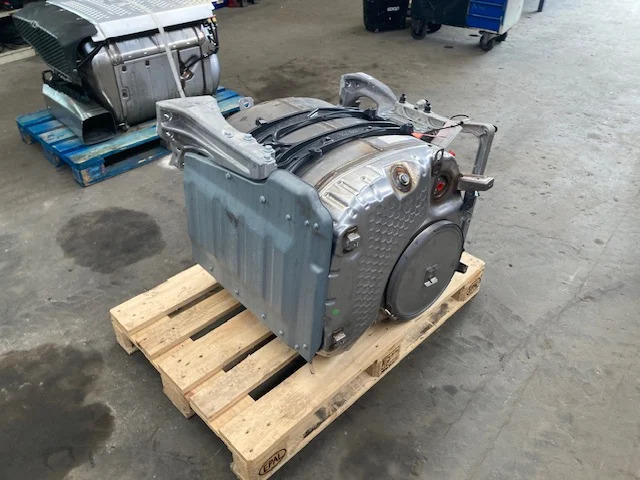 Volvo Exhaust – Volvo 23532362 - Išmetimo sistema - Sunkvežimis: foto 3 Volvo Exhaust – Volvo 23532362 - Išmetimo sistema - Sunkvežimis: foto 3