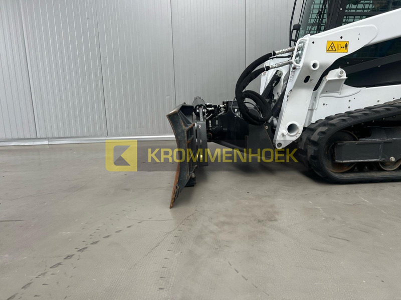 Bobcat Dozerblade 96 6-weg Dozerblad - Verstuvas: foto 3 Bobcat Dozerblade 96 6-weg Dozerblad - Verstuvas: foto 3