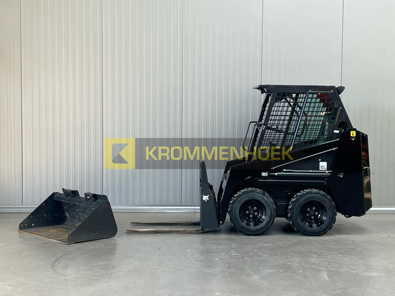 Bobcat S 70 - Mini krautuvas: foto 1 Bobcat S 70 - Mini krautuvas: foto 1