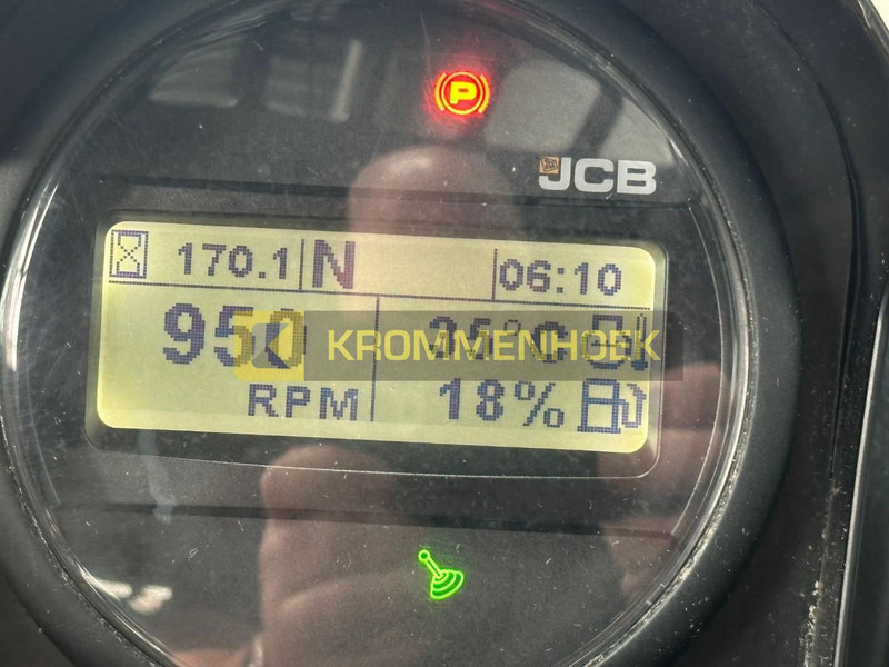 Krautuvas-visureigis JCB 940: foto 7