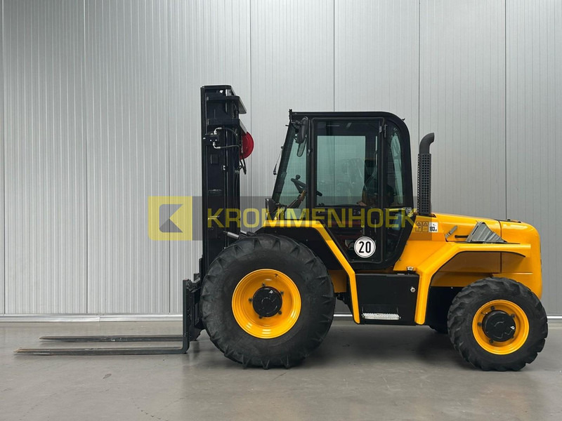 JCB 940 - Krautuvas-visureigis: foto 1 JCB 940 - Krautuvas-visureigis: foto 1