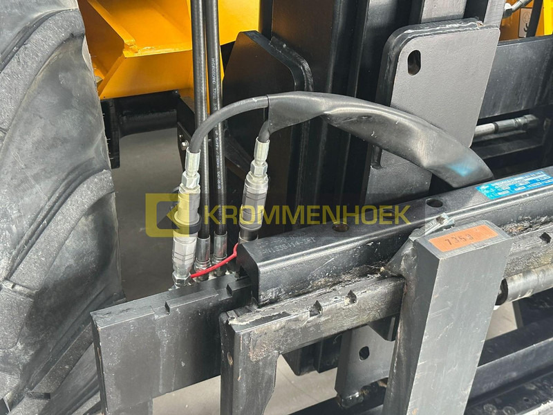 Krautuvas-visureigis JCB 940: foto 10