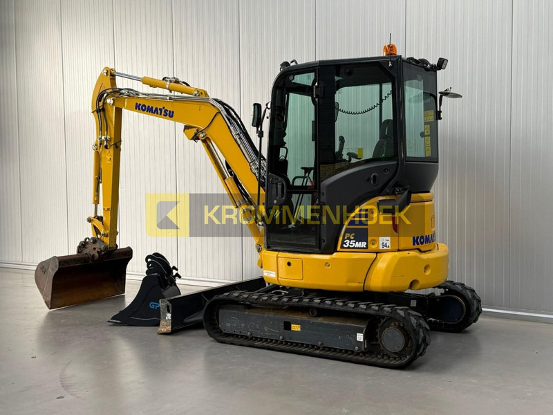 Komatsu PC 35 MR-5 - Mini ekskavatorius: foto 3 Komatsu PC 35 MR-5 - Mini ekskavatorius: foto 3