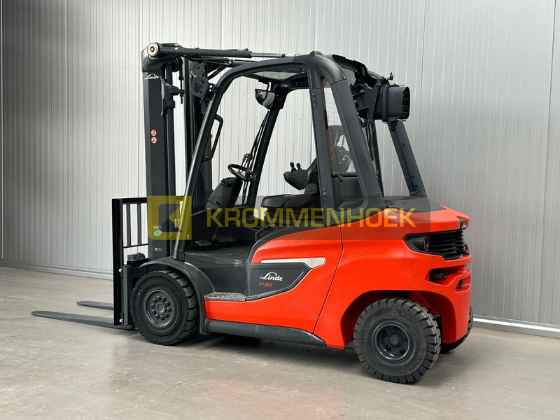 Linde H 30 D - Dyzelinis krautuvas: foto 3 Linde H 30 D - Dyzelinis krautuvas: foto 3