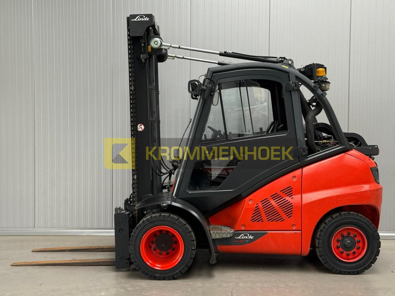 Linde H 40 T-02 - Dujinis krautuvas: foto 1 Linde H 40 T-02 - Dujinis krautuvas: foto 1