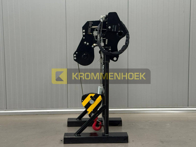 Manitou Winch 3 ton - Teleskopinis krautuvas: foto 2 Manitou Winch 3 ton - Teleskopinis krautuvas: foto 2