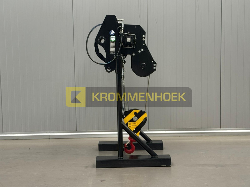 Manitou Winch 3 ton - Teleskopinis krautuvas: foto 5 Manitou Winch 3 ton - Teleskopinis krautuvas: foto 5