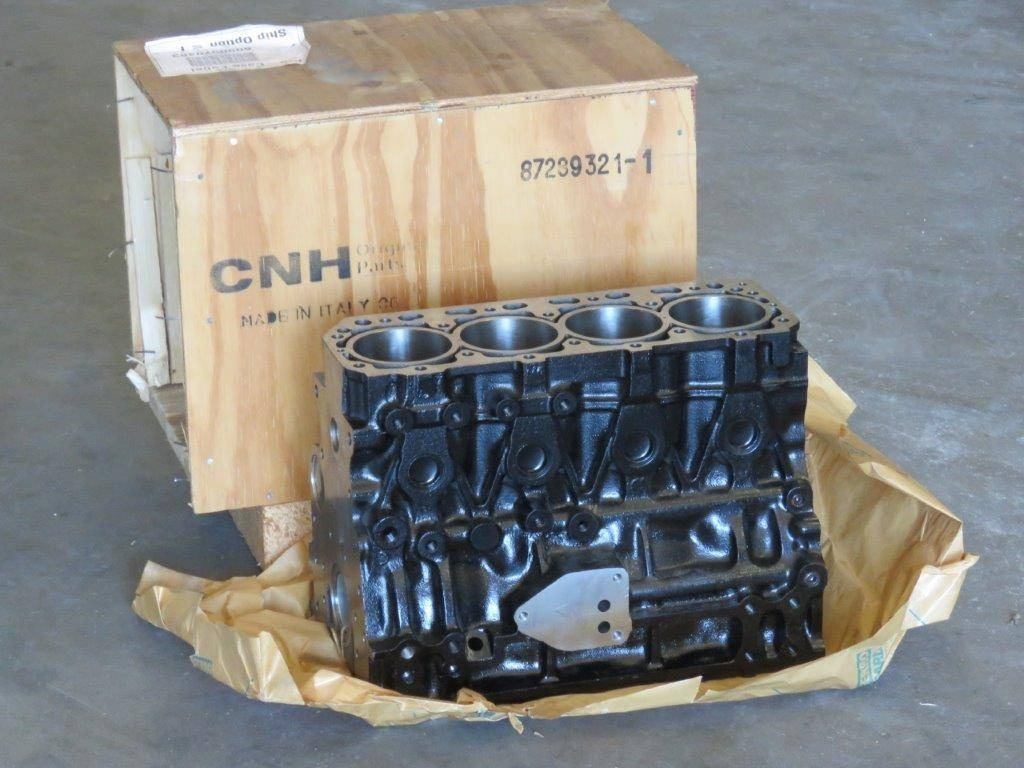 CNH Engine - T3000 / TCE - Yanmar - Variklis - Žemės ūkio technika: foto 1 CNH Engine - T3000 / TCE - Yanmar - Variklis - Žemės ūkio technika: foto 1