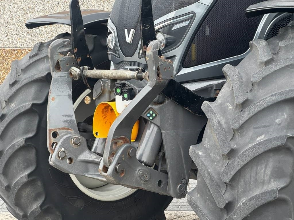 Valtra N174D, Frontlinkage + PTO, Frontloader, 3846 hours - Traktorius: foto 4 Valtra N174D, Frontlinkage + PTO, Frontloader, 3846 hours - Traktorius: foto 4