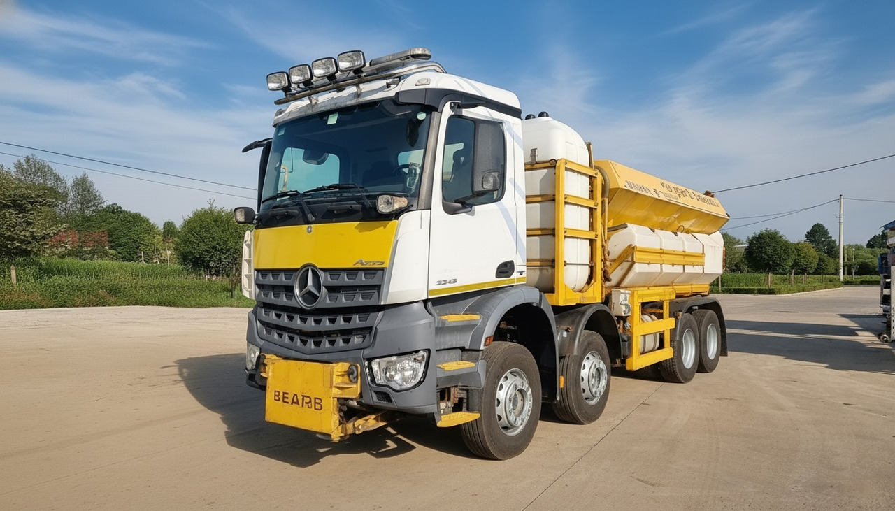 MERCEDES-BENZ AROCS 3243 8x4 | Euro 6 | Piaskarko Solarka Econ 12m³ - Sniego valymo mašina: foto 1 MERCEDES-BENZ AROCS 3243 8x4 | Euro 6 | Piaskarko Solarka Econ 12m³ - Sniego valymo mašina: foto 1