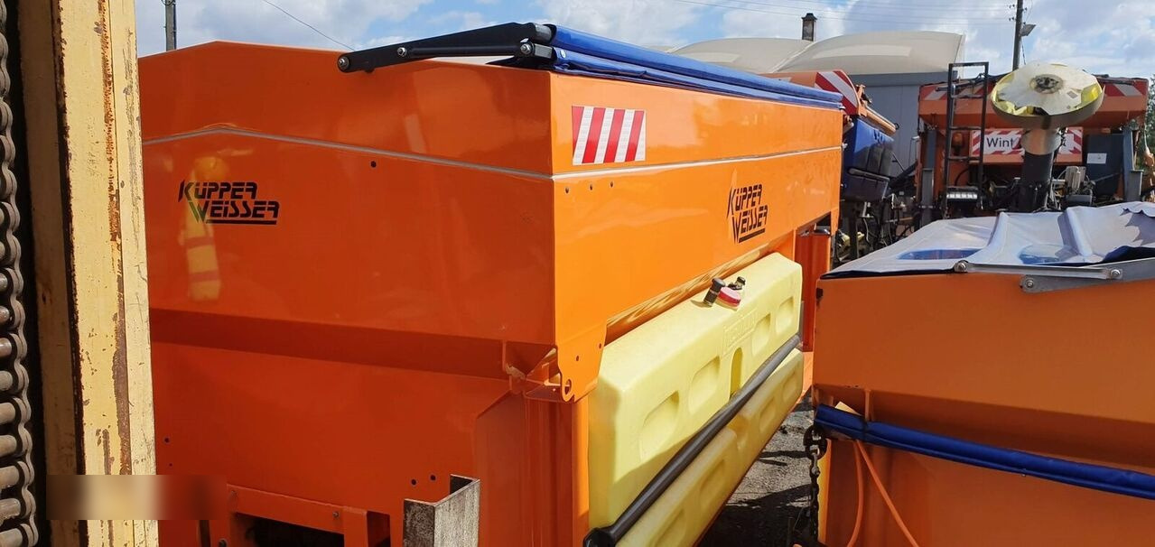 Schmidt KUPPER WEISSER 7m3 - Smėlio/ Druskos barstytuvas - Komunalinė/ Specializuota technika: foto 5 Schmidt KUPPER WEISSER 7m3 - Smėlio/ Druskos barstytuvas - Komunalinė/ Specializuota technika: foto 5