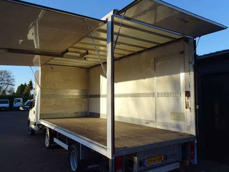 Iveco Daily 35C17 Be combinatie be trekker podium oplegger 3080 KG laadvm. 1.5 Ton Laadklep - Vilkikas: foto 1 Iveco Daily 35C17 Be combinatie be trekker podium oplegger 3080 KG laadvm. 1.5 Ton Laadklep - Vilkikas: foto 1