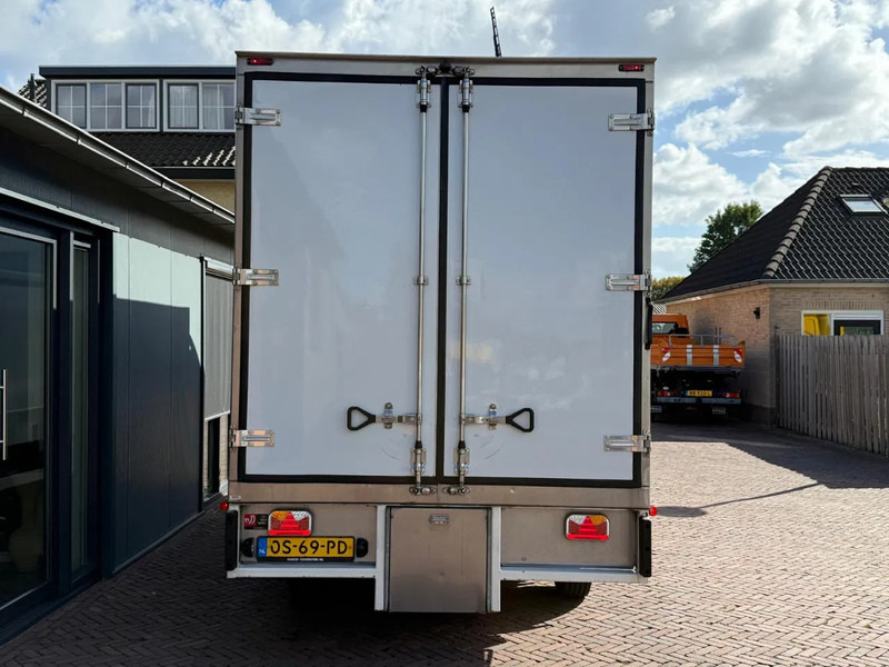 Iveco Daily 40C18 3.0 180PK Aut.Clixtar Koeler 2.6 ton Laadvm. BE License - Vilkikas: foto 4 Iveco Daily 40C18 3.0 180PK Aut.Clixtar Koeler 2.6 ton Laadvm. BE License - Vilkikas: foto 4