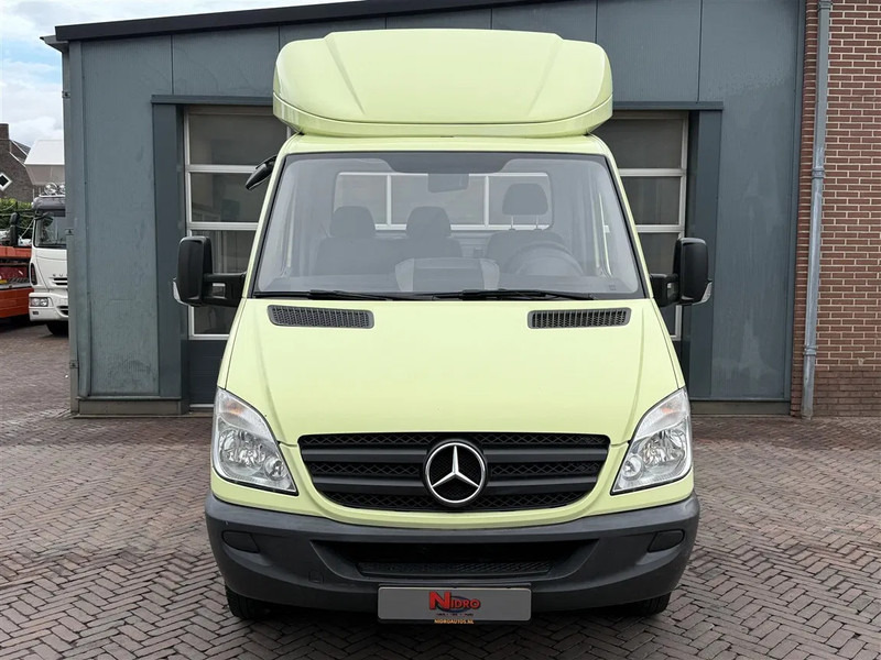 Mercedes-Benz Sprinter 519 3.0 V6 Be Trekker 3 Zits Cruise 8.8 Ton - Vilkikas: foto 2 Mercedes-Benz Sprinter 519 3.0 V6 Be Trekker 3 Zits Cruise 8.8 Ton - Vilkikas: foto 2