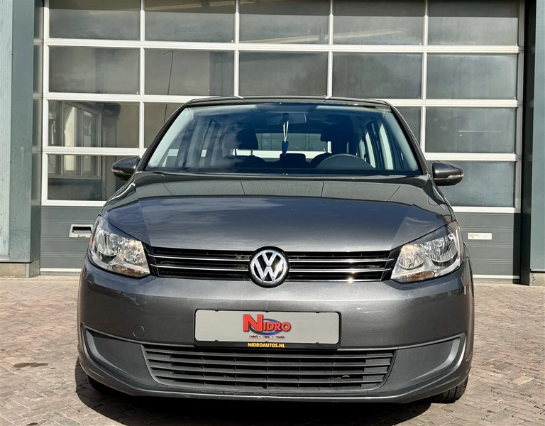Volkswagen Touran 1.2 TSI 105pk 7 Pers LMV Parkeer sensoren Belgisch Kenteken! - Lengvasis automobilis: foto 5 Volkswagen Touran 1.2 TSI 105pk 7 Pers LMV Parkeer sensoren Belgisch Kenteken! - Lengvasis automobilis: foto 5