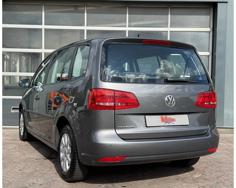 Volkswagen Touran 1.2 TSI 105pk 7 Pers LMV Parkeer sensoren Belgisch Kenteken! - Lengvasis automobilis: foto 4 Volkswagen Touran 1.2 TSI 105pk 7 Pers LMV Parkeer sensoren Belgisch Kenteken! - Lengvasis automobilis: foto 4