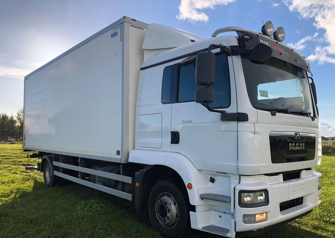 MAN 15.290 Winda Bok otwierany 18 Palet - Izoterminis sunkvežimis: foto 5 MAN 15.290 Winda Bok otwierany 18 Palet - Izoterminis sunkvežimis: foto 5