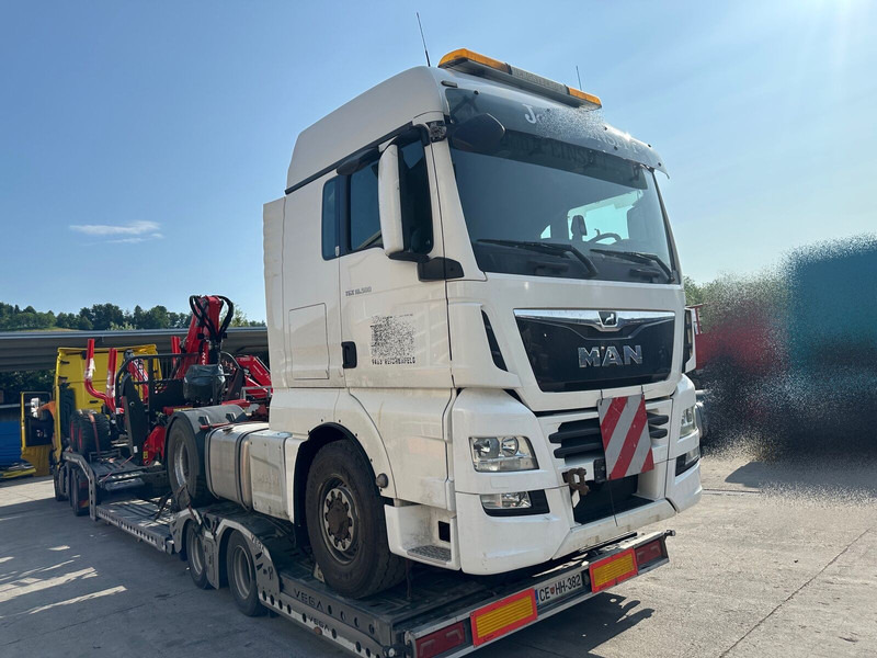 MAN TGX 18.500 4X4 Hydrodrive OKVARA MOTORJA - Vilkikas: foto 1 MAN TGX 18.500 4X4 Hydrodrive OKVARA MOTORJA - Vilkikas: foto 1