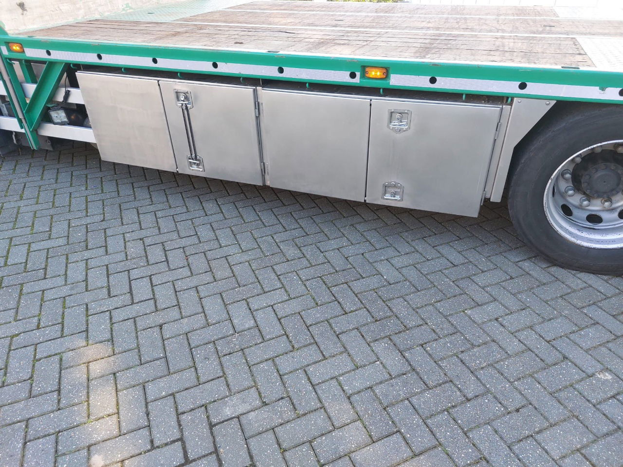 Volvo FH 500 6x2 Full Options 1e Owner Truck - Platforminis/ Bortinis sunkvežimis: foto 4 Volvo FH 500 6x2 Full Options 1e Owner Truck - Platforminis/ Bortinis sunkvežimis: foto 4