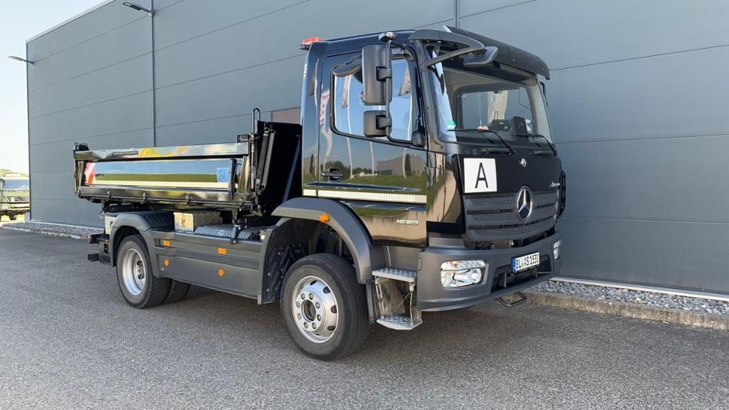Mercedes-Benz Atego 1530 Allradkipper 4x4 Kam. AUT LED AHK - Savivartis sunkvežimis: foto 1 Mercedes-Benz Atego 1530 Allradkipper 4x4 Kam. AUT LED AHK - Savivartis sunkvežimis: foto 1