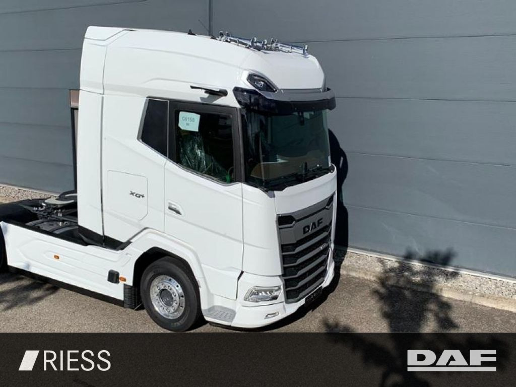 DAF XG+ 530 FT Leder Alcoa Vollluft Standklima - Vilkikas: foto 2 DAF XG+ 530 FT Leder Alcoa Vollluft Standklima - Vilkikas: foto 2