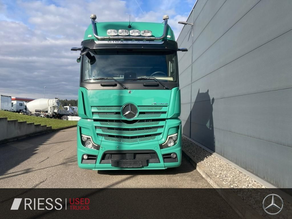 Mercedes-Benz Actros 1853 LS Giga Space Alcoa Hydraulik Navi Mercedes-Benz Actros 1853 LS Giga Space Alcoa Hydraulik Navi - Vilkikas: foto 5 Mercedes-Benz Actros 1853 LS Giga Space Alcoa Hydraulik Navi Mercedes-Benz Actros 1853 LS Giga Space Alcoa Hydraulik Navi - Vilkikas: foto 5
