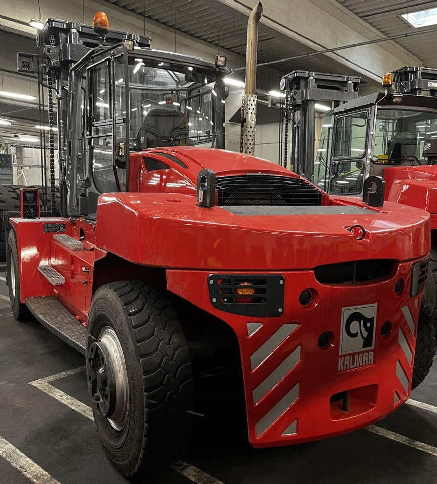Kalmar DCG120-12 - Dyzelinis krautuvas: foto 4 Kalmar DCG120-12 - Dyzelinis krautuvas: foto 4