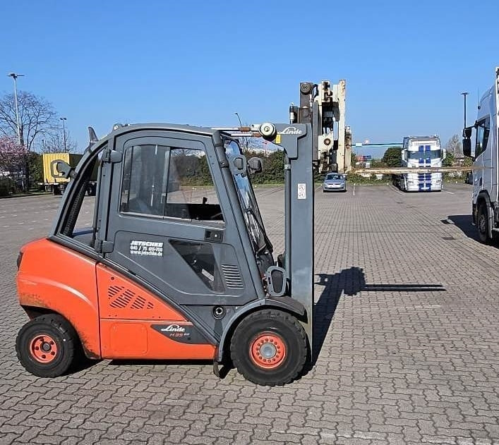 Linde H35D-02 - Dyzelinis krautuvas: foto 2 Linde H35D-02 - Dyzelinis krautuvas: foto 2