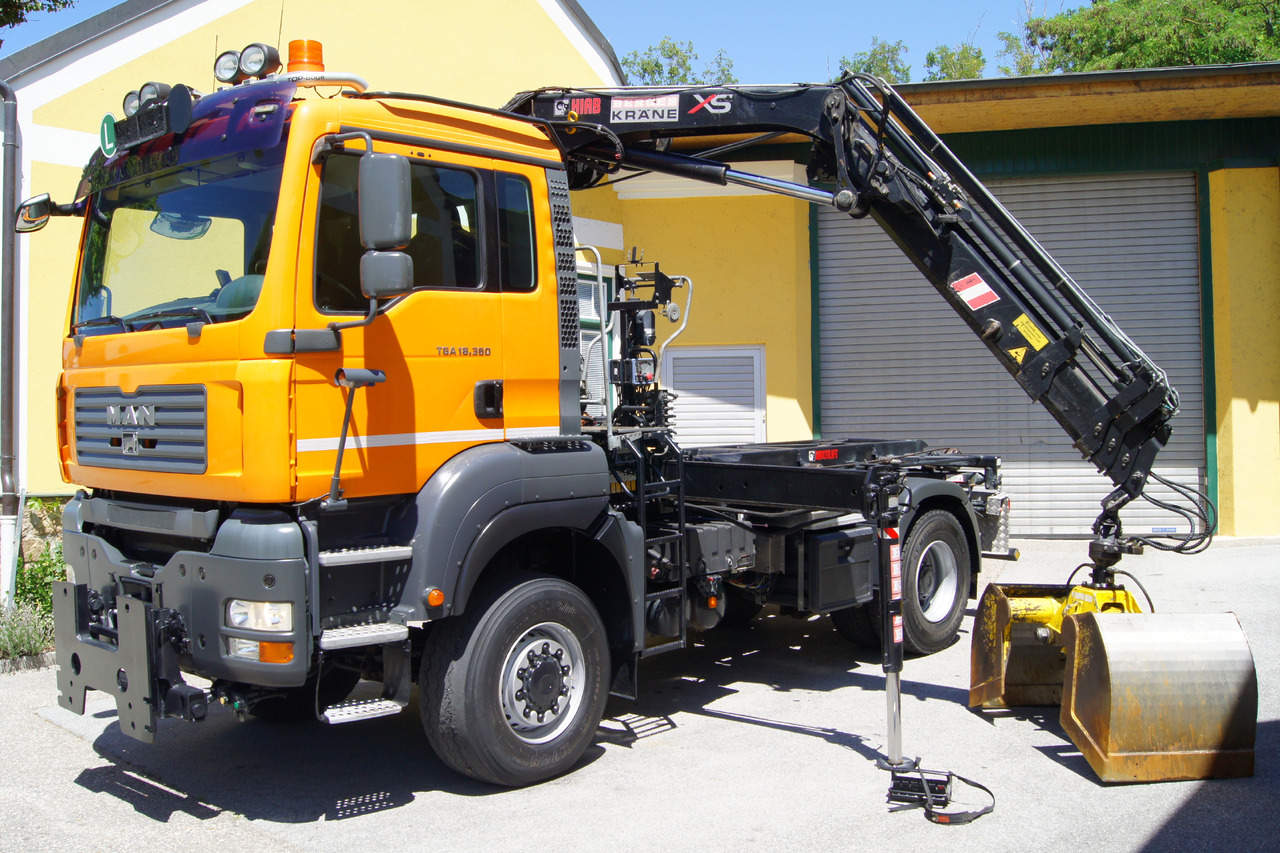 MAN TGA 18.360 BL 4x4/Euro4/TÜV/HIAB 111 korbfähig/MULTILIFT/Winterdienst - Sunkvežimis - kabelių sistema, Sunkvežimis su kranu: foto 2 MAN TGA 18.360 BL 4x4/Euro4/TÜV/HIAB 111 korbfähig/MULTILIFT/Winterdienst - Sunkvežimis - kabelių sistema, Sunkvežimis su kranu: foto 2