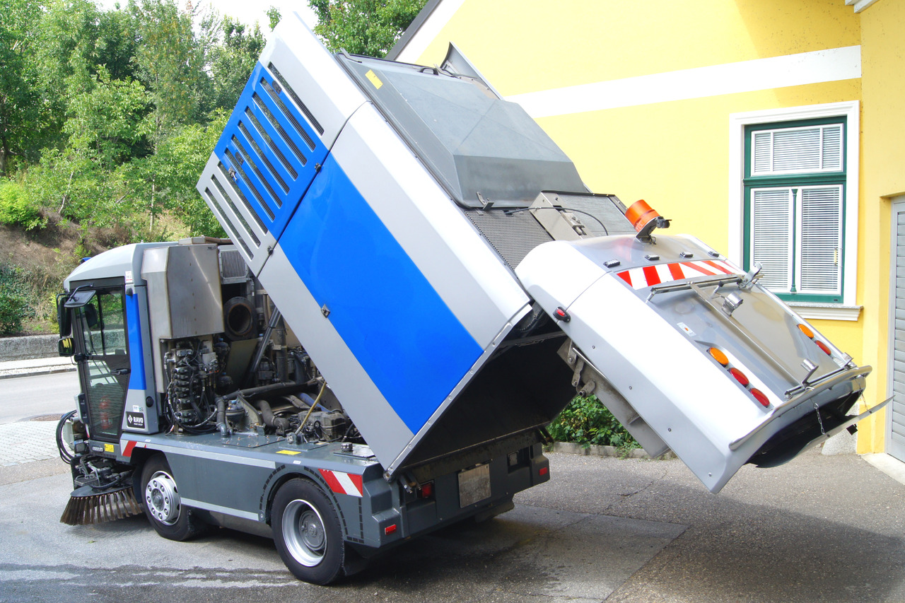 RAVO 560 /EURO 6/TÜV/3.Kehrbesen/Recyclingsystem - Gatvių šlavimo mašina: foto 5 RAVO 560 /EURO 6/TÜV/3.Kehrbesen/Recyclingsystem - Gatvių šlavimo mašina: foto 5