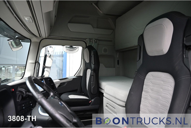 Ford F-MAX 500 4x2 | EURO6 * 2x FUEL TANK * ACC * 2x AVAILABLE - Vilkikas: foto 2 Ford F-MAX 500 4x2 | EURO6 * 2x FUEL TANK * ACC * 2x AVAILABLE - Vilkikas: foto 2