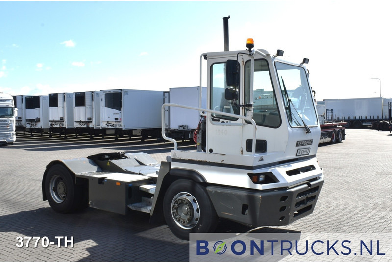 Terberg YT222 4x2 | TERMINAL TRUCK * NL KENTEKEN - Vilkikas: foto 3 Terberg YT222 4x2 | TERMINAL TRUCK * NL KENTEKEN - Vilkikas: foto 3