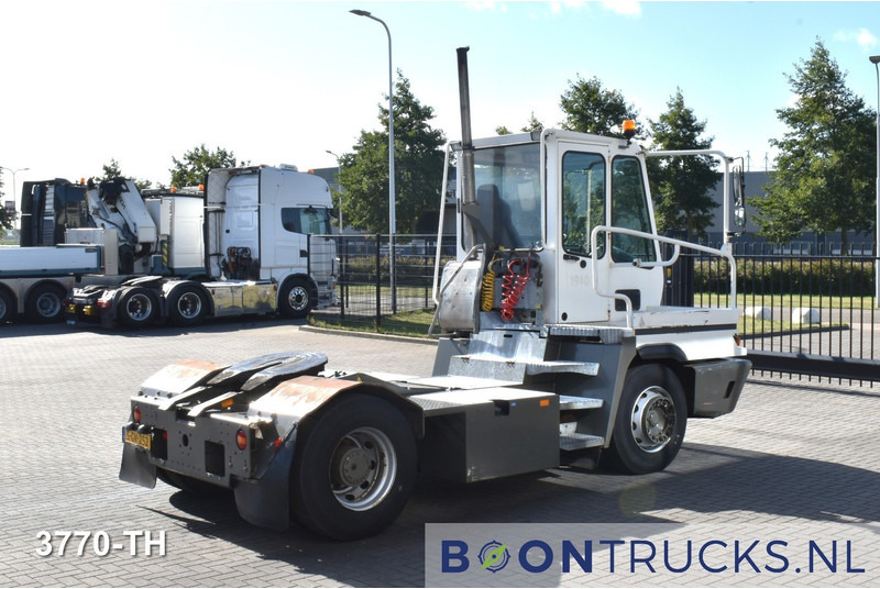 Terberg YT222 4x2 | TERMINAL TRUCK * NL KENTEKEN - Vilkikas: foto 5 Terberg YT222 4x2 | TERMINAL TRUCK * NL KENTEKEN - Vilkikas: foto 5