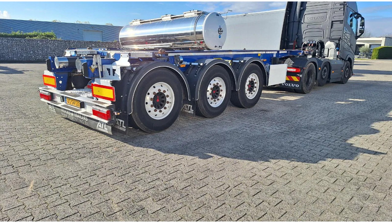 LAG 20FT SWAP ADR 3340KG ACHTER OPEN 3x - Konteineris-vežimus/ Sukeisti kūną puspriekabė: foto 4 LAG 20FT SWAP ADR 3340KG ACHTER OPEN 3x - Konteineris-vežimus/ Sukeisti kūną puspriekabė: foto 4