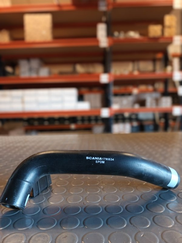 SCANIA HOSE 1790534 - Variklis ir dalys - Sunkvežimis: foto 1 SCANIA HOSE 1790534 - Variklis ir dalys - Sunkvežimis: foto 1