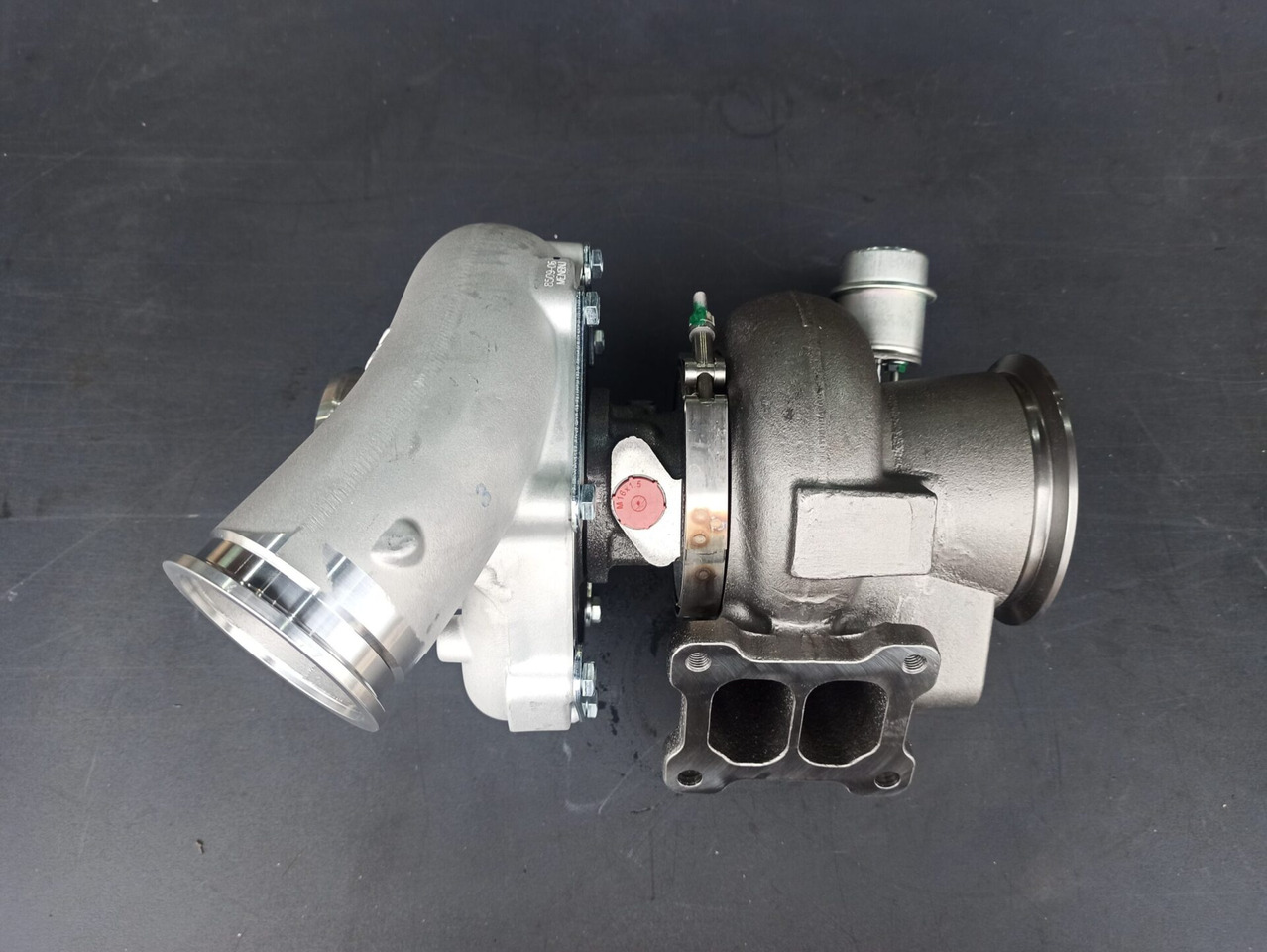 SCANIA TURBOCHARGER GTC4594 - 852915-5007S - Turbina - Sunkvežimis: foto 1 SCANIA TURBOCHARGER GTC4594 - 852915-5007S - Turbina - Sunkvežimis: foto 1