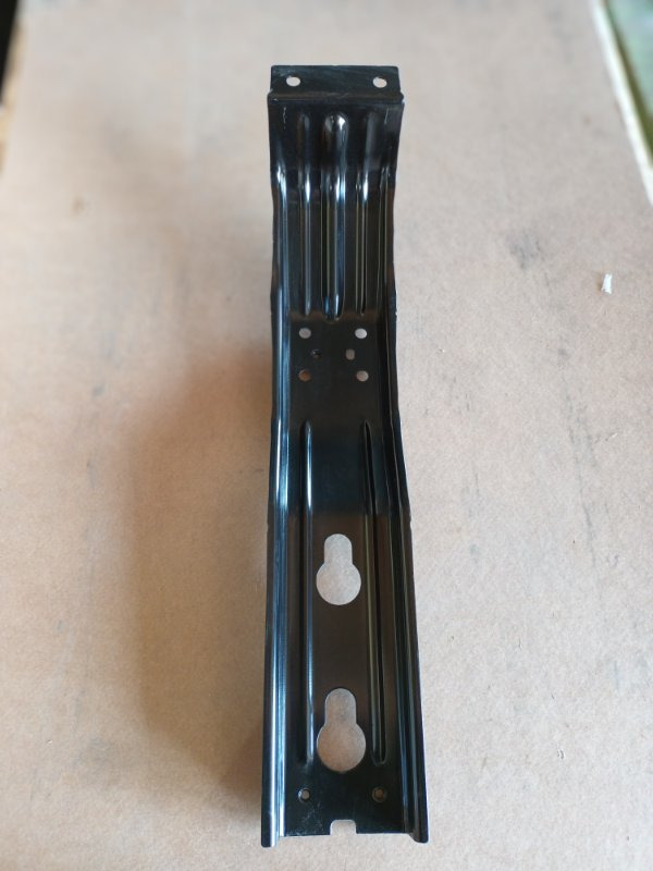 VOLVO BRACKET 82144986 - Rėmas/ Važiuoklė - Sunkvežimis: foto 1 VOLVO BRACKET 82144986 - Rėmas/ Važiuoklė - Sunkvežimis: foto 1