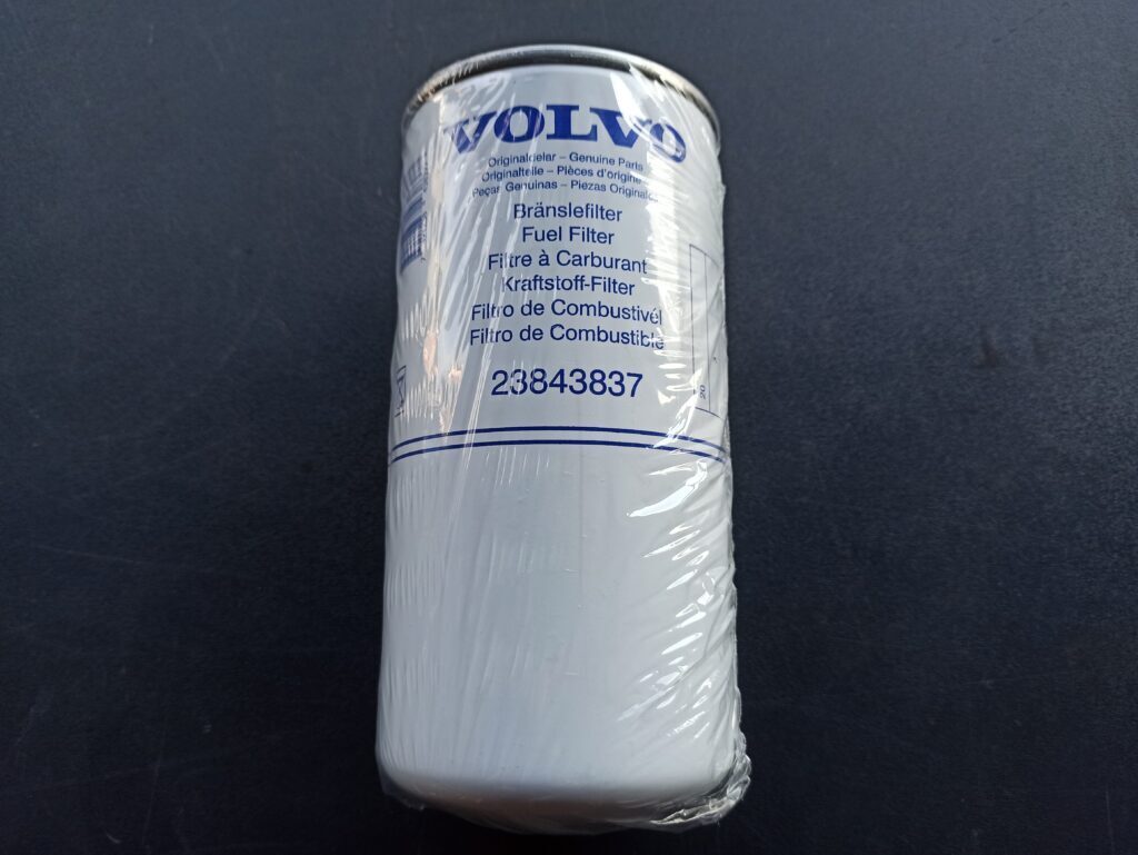 VOLVO FUEL FILTER 23843837 - Kuro filtras - Sunkvežimis: foto 1 VOLVO FUEL FILTER 23843837 - Kuro filtras - Sunkvežimis: foto 1