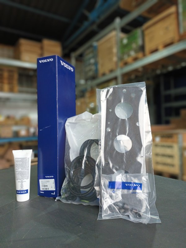 VOLVO REPAIR KIT - 85113089 - Pavarų dėžė ir dalys - Sunkvežimis: foto 1 VOLVO REPAIR KIT - 85113089 - Pavarų dėžė ir dalys - Sunkvežimis: foto 1
