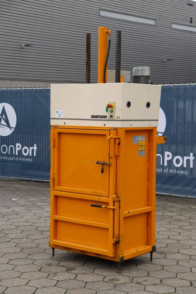 3-0 - Akumuliatorius: foto 4 3-0 - Akumuliatorius: foto 4