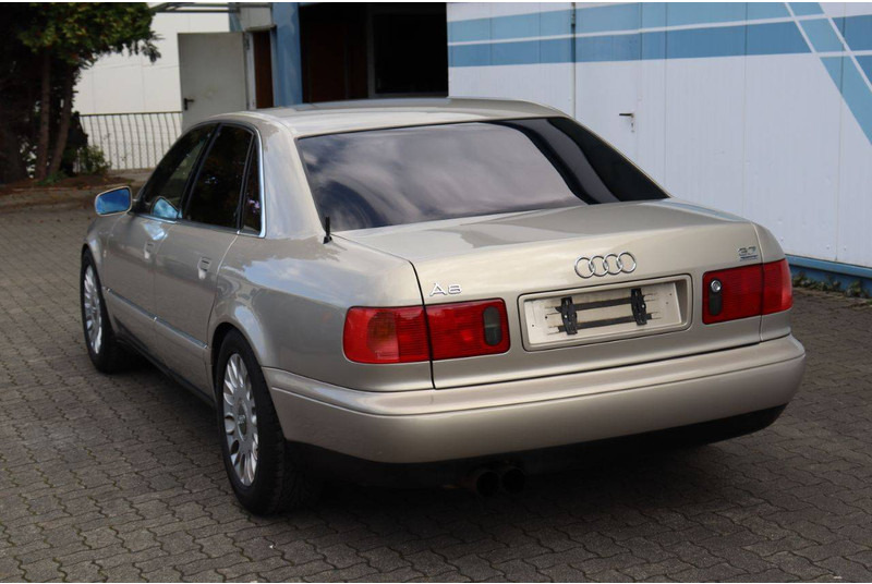 Audi A8 3.7 Quattro - Sedanas: foto 4 Audi A8 3.7 Quattro - Sedanas: foto 4