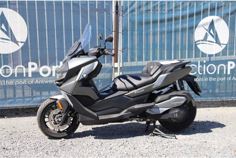 BMW C 400 GT - Motociklas: foto 1 BMW C 400 GT - Motociklas: foto 1