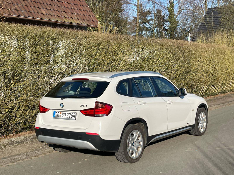 BMW X1 - Sedanas: foto 2 BMW X1 - Sedanas: foto 2