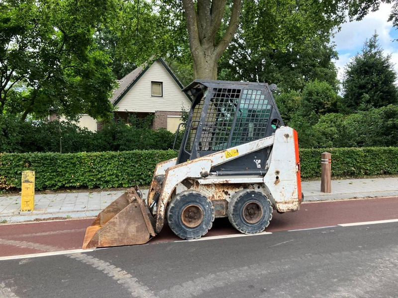 Bobcat S70 - Ratinis krautuvas: foto 1 Bobcat S70 - Ratinis krautuvas: foto 1